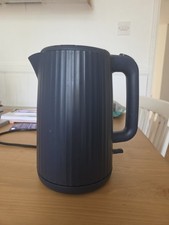 Dunelm Navy Blue Ribbed Kettle