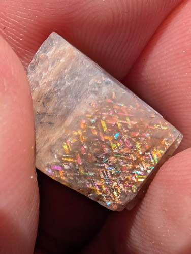 Rainbow lattice sunstone - lattice,