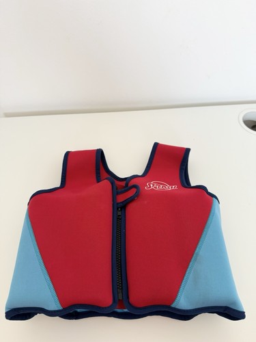 Red and blue splash swim - and,