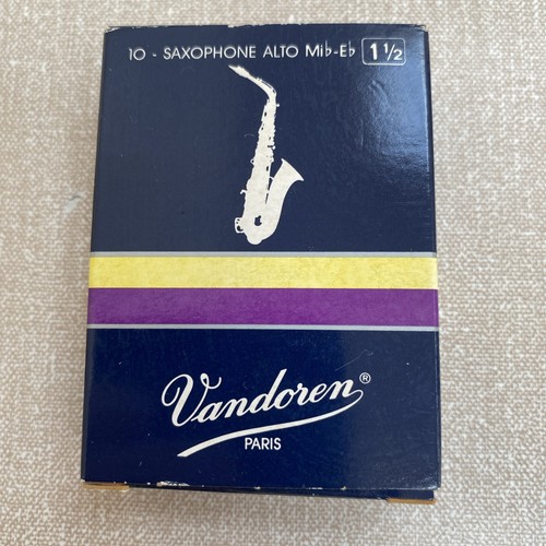 Vandoren traditional reeds - traditional,