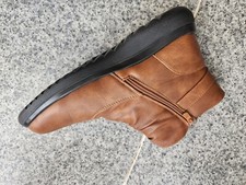 Boots size from - size, 9