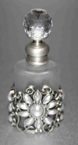 Exquisite pewter and pearl - exquisite,