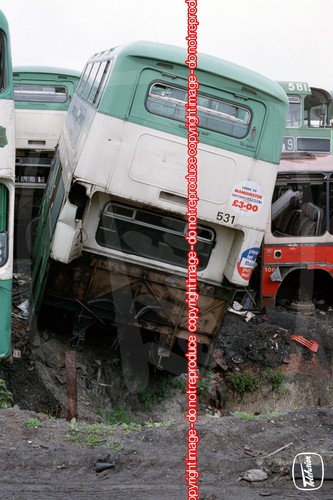 Bus photo scrapyard - photo,