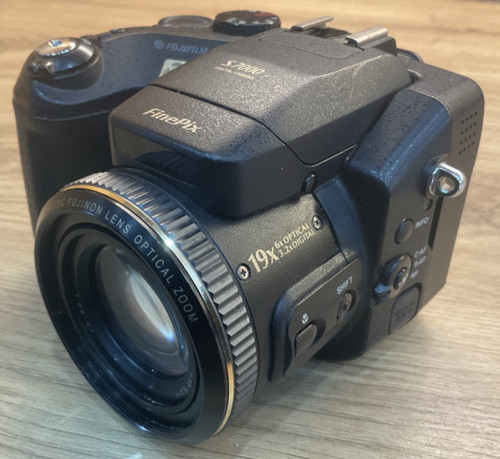 Fuji fujifilm finepix - fujifilm, s7000