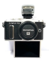 Near Mint/Boxed **525 shots** Olympus PEN E-PL8 Camera Body - Silver #4208