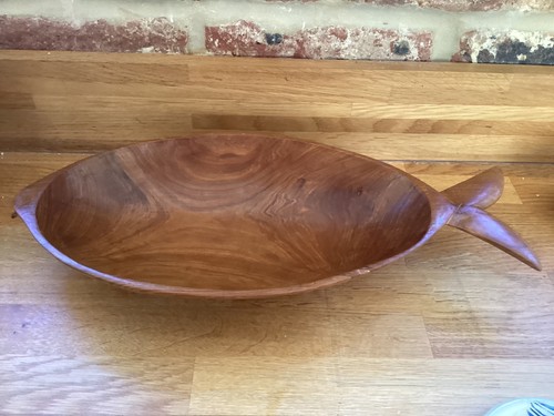 Vintage lovely large carved - lovely,