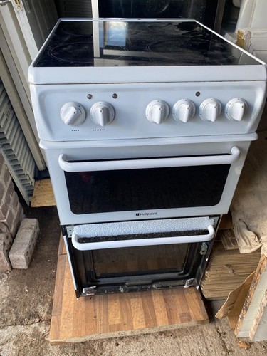 Electric cooker hardly used - electric,