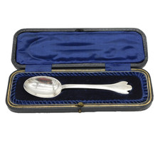 Boxed Sterling Silver Trefid