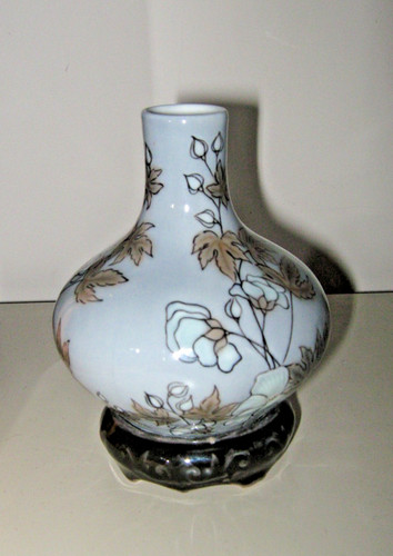 Rare lladro little celadon - rare,