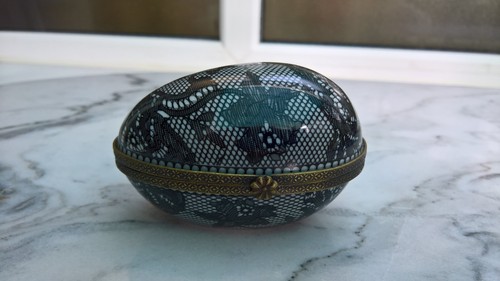 Porcelain egg lace - egg,