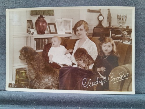 Gladys cooper family scene - gladys,