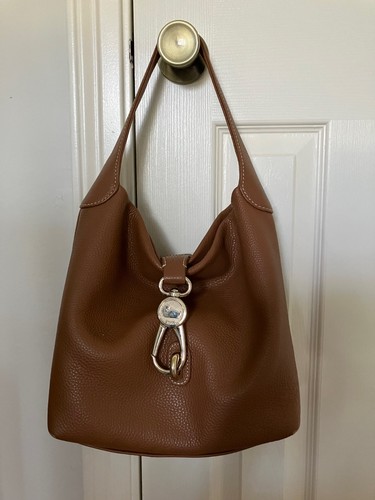 Dooney bourke belvedere logo - dooney,