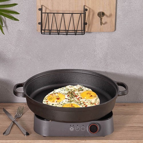 Cast iron skillet frying - cast,