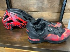 Specialized 2FO Ltd MTB Shoes (43) w/ matching Helmet (M) Used