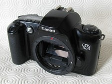 Canon EOS 500 35mm Film SLR Auto Focus Camera Body