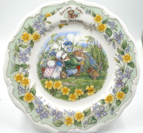 Royal doulton brambly hedge - doulton,