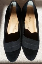 VAN-DAL Sz 6 1/2 EE BLACK