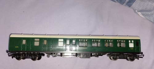 Hornby railways mk1 - hornby, (r934)