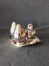 VINTAGE ROYAL WINTON GRIMWADES