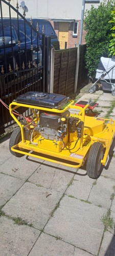 Towed paddock topper 16hp - towed,