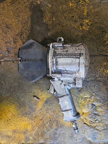 Used signode strapping tool - strapping,