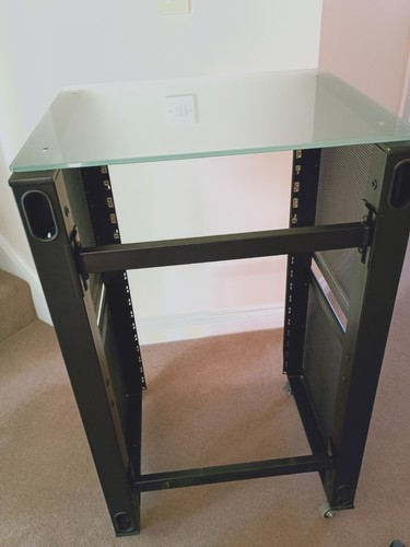Quiklok 20u inch rack - 20u,