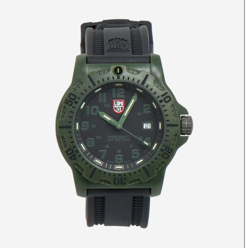 Luminox 44mm quartz 200m date - 200m,