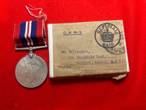 Ww2 boxed war medal - ww2,