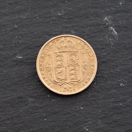 Second hand 22ct yellow gold - second,