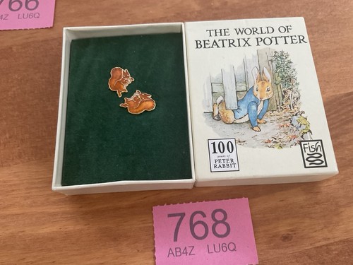 World beatrix potter peter - of,