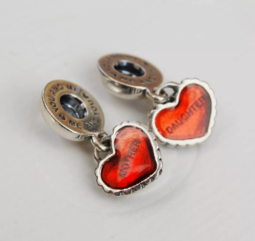 Pandora piece my heart - pandora,
