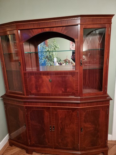 Natural woodgrain display - woodgrain,,