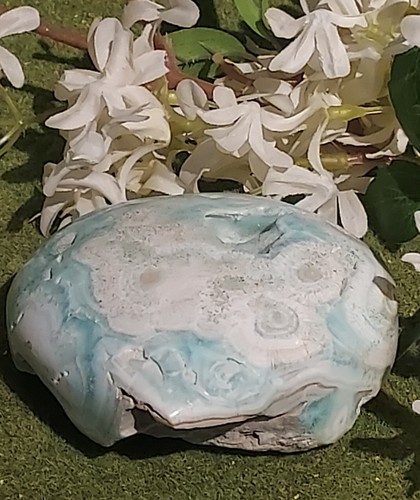 Caribbean blue aragonite - blue,