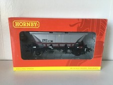 Hornby EWS 32.5T MGR Coal