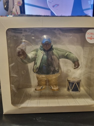 Kidrobot white edition russel - kidrobot,