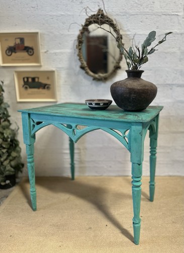 Stunning chippy paint vintage - stunning,
