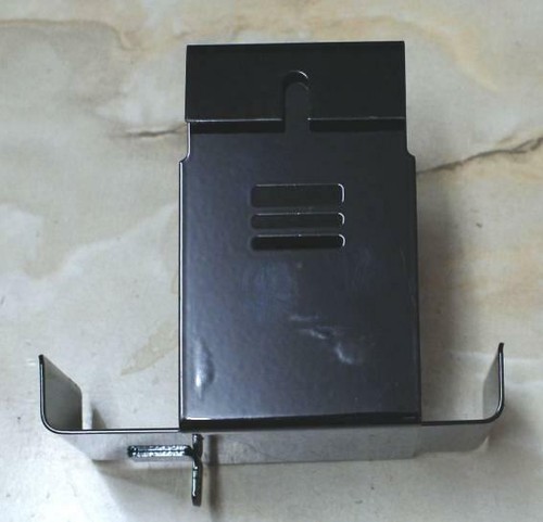Triumph battery holder 650cc - triumph.,