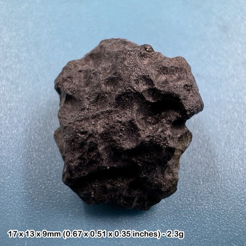 Indochinite chunk tektite - ,