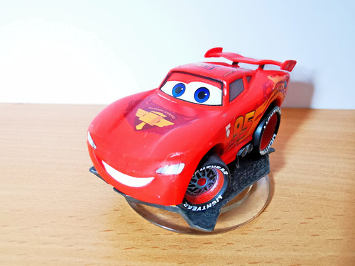 Lightning mcqueen disney - mcqueen,