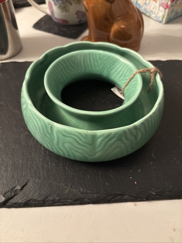 Sylvac green ceramic posy - green,
