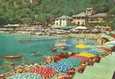 22406 - Postcard showing coast at Golfo Tigullio, Paraggi