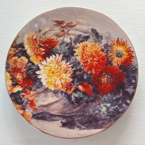 Royal worcester plate - royal,