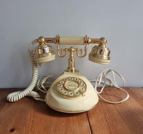 Retro astral sloane - retro,