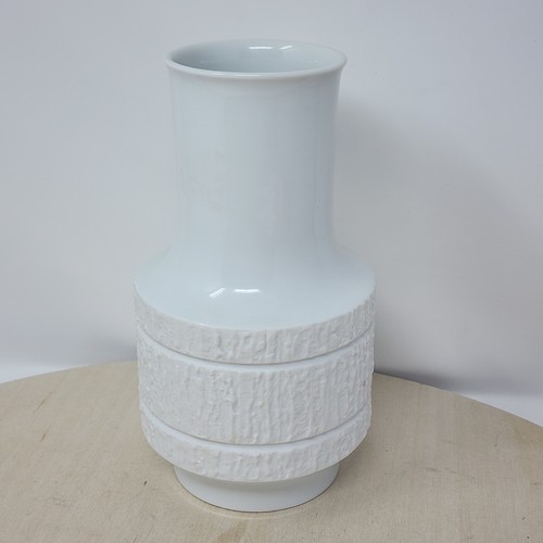 Porcrlain vase thomas - porcrlain,