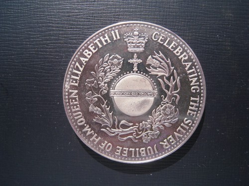 Queen elizabeth silver - queen,