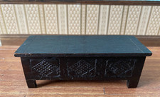 VINTAGE DOLLSHOUSE  BARTON TUDOR LARGER SIZE BLANKET BOX 16TH SCALE