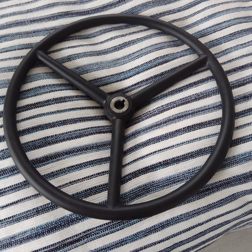 Tractor steering wheel - 16",