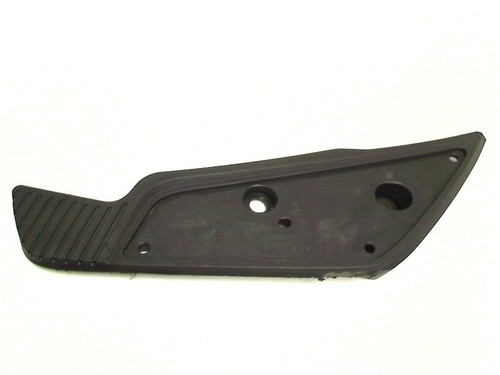 Floorboard bracket right rear - floorboard,