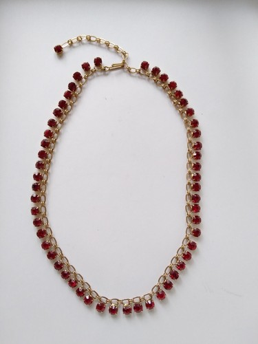 Red ruby colour necklace - red,