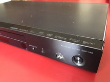 Pioneer BDP-140 Blu-Ray Disc Player (DVD,CD and SACD)